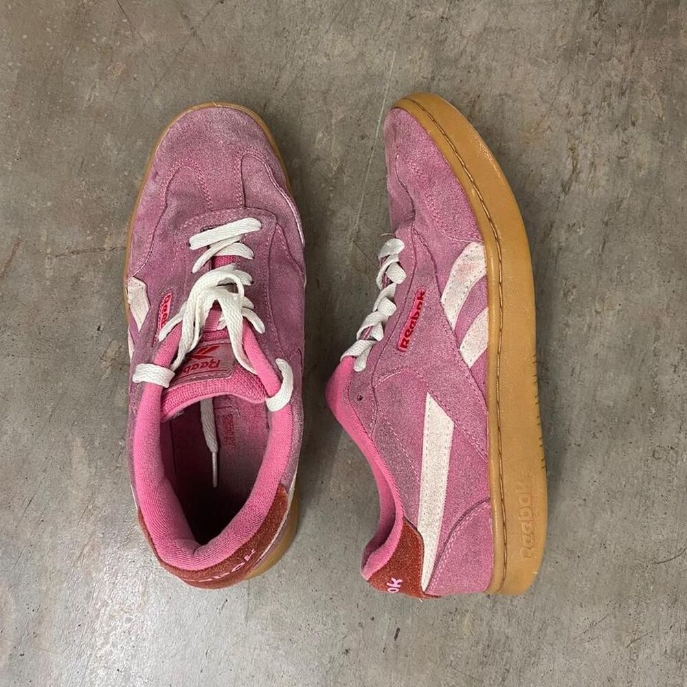 Reebok Women's Pink Tennis shoes